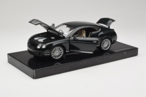 Bentley Continental GT British Racing Green Minichamps 1:18 BL570 Fém – 2. kép a 8-ből