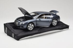 Bentley Continental GT Grey Metallic Minichamps 1:18 100139920 Fém – 2. kép a 8-ből