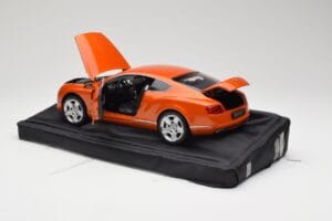 Bentley Continental GT Orange Metallic Minichamps 1:18 100139921 Fém – 5. kép a 8-ből