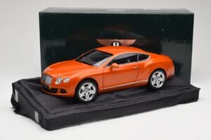 Bentley Continental GT Orange Metallic Minichamps 1:18 100139921 Fém – 8. kép a 8-ből