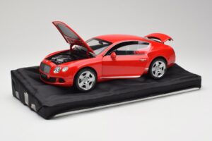Bentley Continental GT St. James Red Minichamps 1:18 100139922 Fém – 2. kép a 8-ből