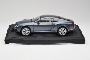 Bentley Continental GT Thunder Szürke Minichamps 1:18 BL835 – 4. kép a 8-ből