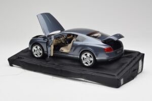 Bentley Continental GT Thunder Szürke Minichamps 1:18 BL835 – 5. kép a 8-ből