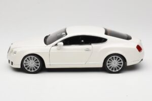 Bentley Continental GT Fehér Minichamps 1:18 100139621 Fém – 4. kép a 8-ből