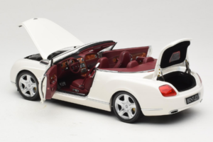 Bentley Continental GTC Fehér Minichamps 1:18 100139032 Fém – 5. kép a 8-ből