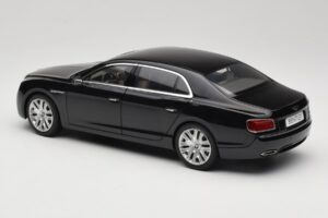 Bentley Flying Spur W12 Diamond Black Kyosho 1:18 08891DBK Fém – 7. kép a 8-ből