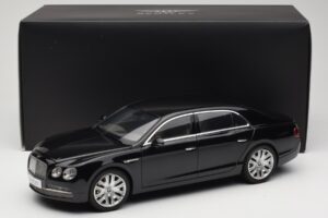 Bentley Flying Spur W12 Diamond Black Kyosho 1:18 08891DBK Fém – 8. kép a 8-ből