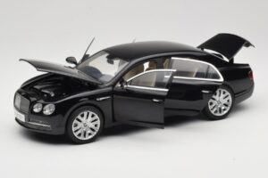 Bentley Flying Spur W12 Onyx Black Kyosho 1:18 08891NX Fém – 2. kép a 8-ből