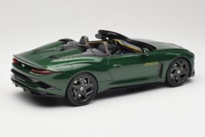 Bentley Mulliner Bacalar Scarab Green TopSpeed 1:18 TS0448 Gyanta – 2. kép a 6-ből
