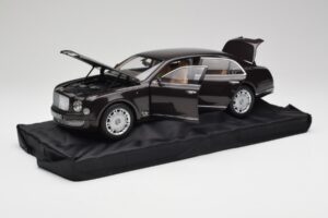 Bentley Mulsanne Burnt Oak Minichamps 1:18 100139905 Fém – 2. kép a 8-ből
