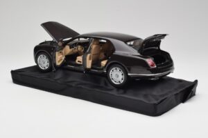 Bentley Mulsanne Burnt Oak Minichamps 1:18 100139905 Fém – 5. kép a 8-ből