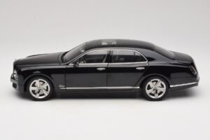 Bentley Mulsanne Speed Onyx Black Kyosho 1:18 08910NX Fém – 4. kép a 8-ből
