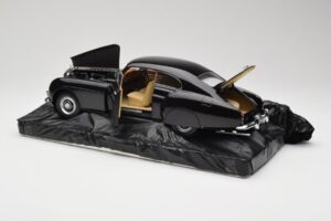 Bentley R-Type Continental Black Metallic Minichamps 1:18 100139420 Fém – 5. kép a 8-ből