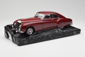 Bentley R-Type Continental Tudor Piros Minichamps 1:18 100139421 Fém