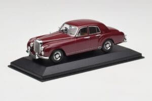 Bentley S1 Continental Flying Spur Bordó Minichamps 1:43 436139550 Fém – 2. kép a 4-ből