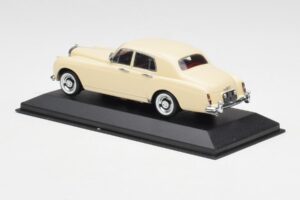 Bentley S2 Piros Minichamps 1:43 436139951 Fém – 3. kép a 4-ből