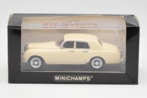 Bentley S2 Piros Minichamps 1:43 436139951 Fém – 4. kép a 4-ből