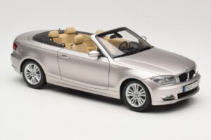 BMW 1 Series E88 Kabrió Mineral Silver Metallic Kyosho 1:18 80430427020 Fém – 6. kép a 8-ből