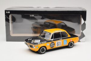 BMW 1600-2 BMW Alpina #61 R. Herzog / N. Lauda DNF 6 Hours Nurburgring 1970 Minichamps 1:18 155702661 Fém – 6. kép a 6-ből