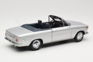 BMW 1600 Kabrió Ezüst Minichamps 1:18 80430145819 Fém – 3. kép a 8-ből