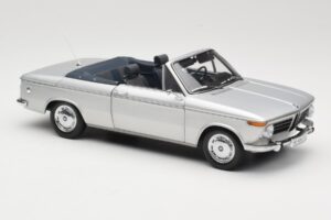 BMW 1600 Kabrió Ezüst Minichamps 1:18 80430145819 Fém – 6. kép a 8-ből