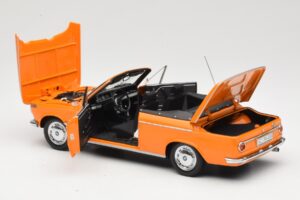 BMW 1600 E10 Kabrió Narancssárga Minichamps 1:18 100021030 Fém – 5. kép a 8-ből