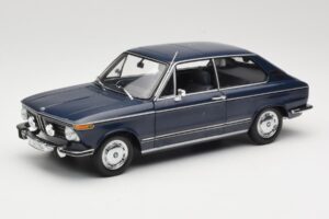 BMW 1600 Touring Kék Minichamps 1:18 80430145823 Fém