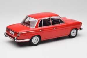 BMW 1800 Ti Karmazsin Piros Minichamps 1:18 107024001 Fém – 2. kép a 6-ből