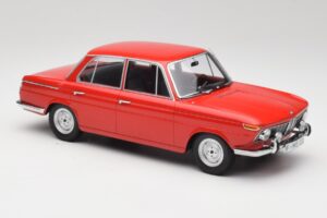 BMW 1800 Ti Karmazsin Piros Minichamps 1:18 107024001 Fém – 4. kép a 6-ből