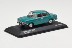 BMW 1800 TI/SA Sötétzöld Minichamps 1:43 403025103 Fém – 2. kép a 4-ből