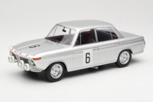 BMW 1800 TiSA #6 J. Munaron / K. Eppelein 24 Hours of Spa 1965 Minichamps 1:18 155652906 Fém
