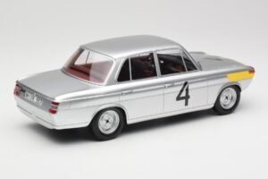BMW 1800 TiSA #4 J. Ickx / J. van Ophem 24 Hours of Spa 1965 Winners Minichamps 1:18 107652504 Gyanta – 2. kép a 6-ből