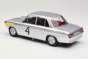 BMW 1800 TiSA #4 J. Ickx / J. van Ophem 24 Hours of Spa 1965 Winners Minichamps 1:18 107652504 Gyanta – 5. kép a 6-ből