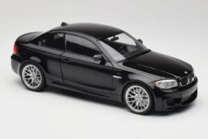 BMW 1M Coupe E82 Black Metallic Minichamps 1:18 110020021 Fém – 6. kép a 8-ből