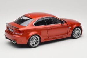 BMW 1M Coupe E82 Sakhir Orange Metallic Minichamps 1:18 110020020 Fém – 3. kép a 8-ből