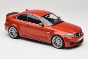 BMW 1M Coupe E82 Sakhir Orange Metallic Minichamps 1:18 110020020 Fém – 6. kép a 8-ből