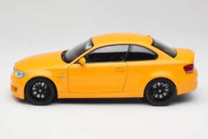 BMW 1M Coupe E82 Sárga Minichamps 1:18 110020026 Fém – 4. kép a 8-ből