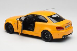 BMW 1M Coupe E82 Sárga Minichamps 1:18 110020026 Fém – 5. kép a 8-ből