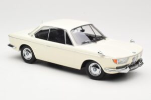 BMW 2000 CS Coupe Krémszínű KK-Scale 1:18 KKDC180121 Fém – 4. kép a 6-ből