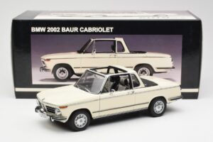 BMW 2002 Baur Kabrió E10 Chamonix Fehér AUTOart 1:18 70532 Fém – 8. kép a 8-ből
