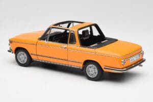 BMW 2002 E10 Kabrió Colorado Narancssárga AUTOart 1:18 80430300713 Fém – 7. kép a 8-ből