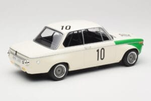 BMW 2002 Tii E10 #10 H. Hahne / D. Quester Winners Nurburgring 1968 Minichamps 1:18 155682710 Fém – 2. kép a 6-ből