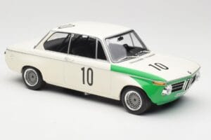 BMW 2002 Tii E10 #10 H. Hahne / D. Quester Winners Nurburgring 1968 Minichamps 1:18 155682710 Fém – 4. kép a 6-ből