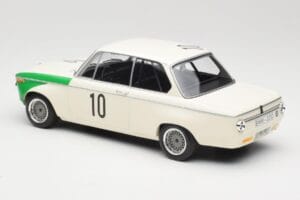 BMW 2002 Tii E10 #10 H. Hahne / D. Quester Winners Nurburgring 1968 Minichamps 1:18 155682710 Fém – 5. kép a 6-ből