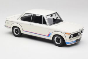BMW 2002 Tii Turbo Alpine White Minichamps 1:18 155026200 Fém – 4. kép a 6-ből
