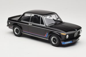 BMW 2002 Turbo Fekete Minichamps 1:18 155026204 Fém – 4. kép a 6-ből