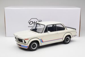 BMW 2002 Turbo E10 Chamonix Fehér Otto 1:12 G077 Gyanta – 5. kép a 5-ből