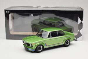 BMW 2002 Turbo Green Metallic Minichamps 1:18 155026206 Fém – 6. kép a 6-ből