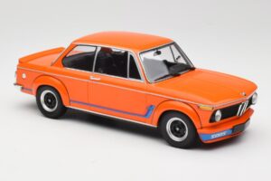 BMW 2002 Turbo Narancssárga Minichamps 1:18 155026202 Fém – 4. kép a 6-ből
