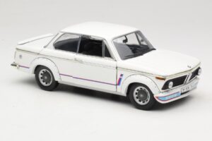 BMW 2002 Turbo E10 Fehér Anson 1:18 30393 Fém – 6. kép a 8-ből
